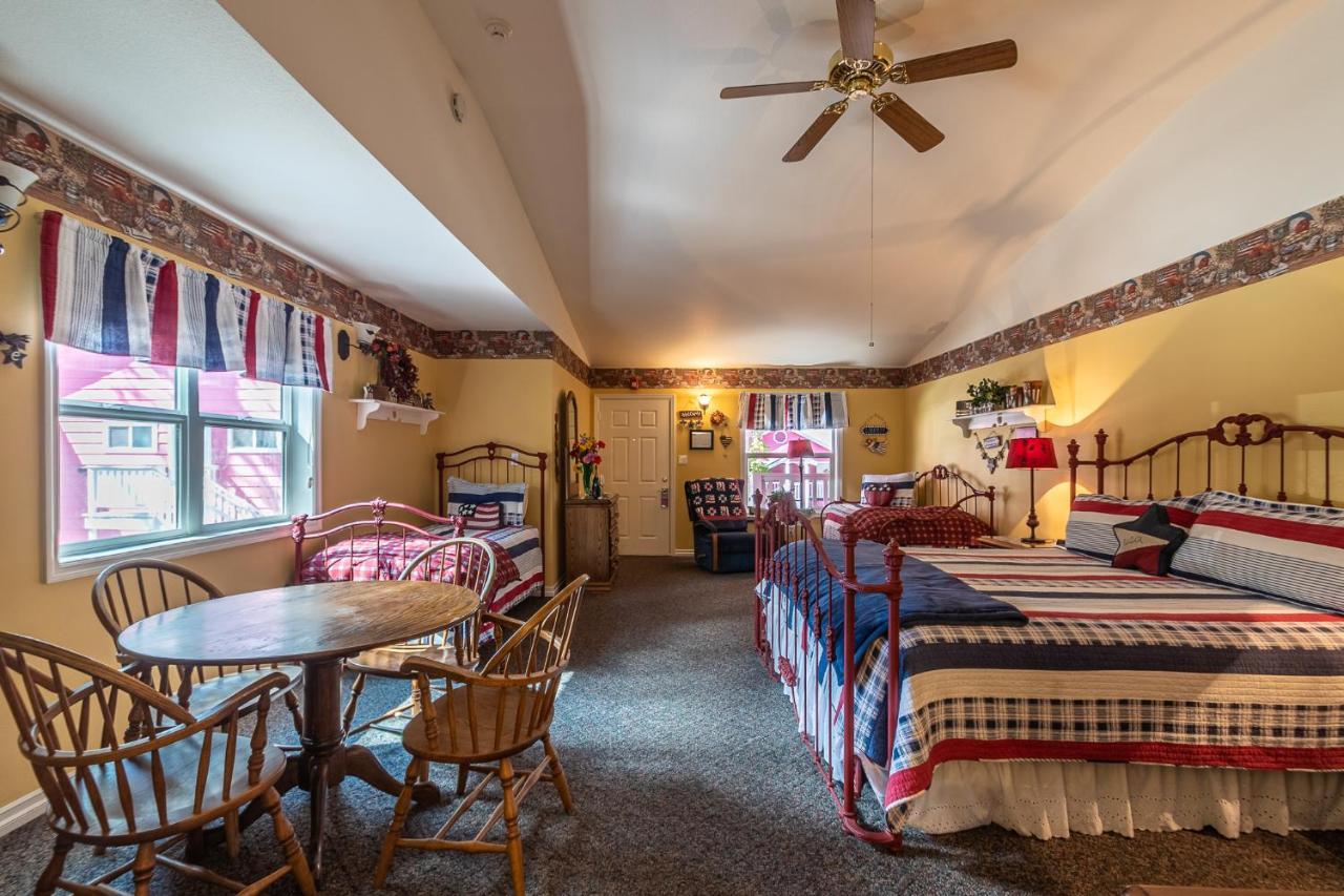 Apples Bed And Breakfast Inn 大熊湖 外观 照片
